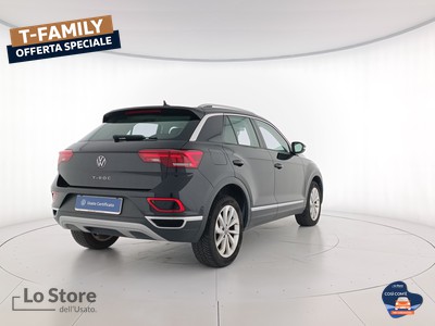 4 - Volkswagen T-Roc eschini auto