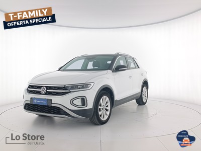 1 - Volkswagen T-Roc eschini auto