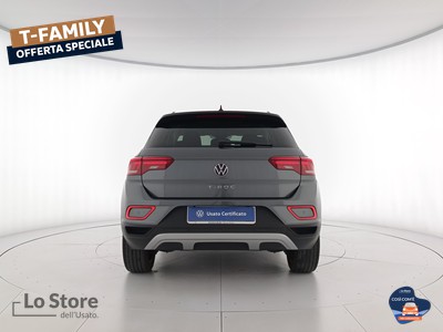 5 - Volkswagen T-Roc eschini auto