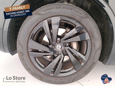 8 - Volkswagen Touareg eschini auto