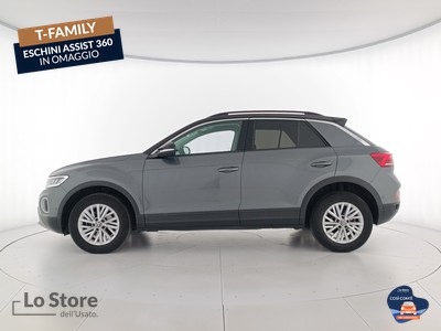3 - Volkswagen T-Roc eschini auto
