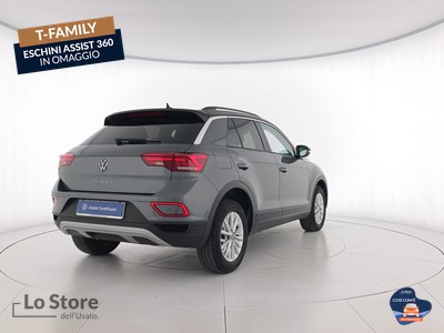 4 - Volkswagen T-Roc eschini auto