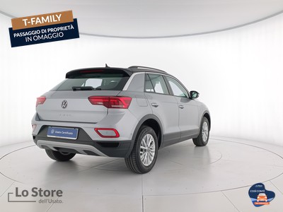 4 - Volkswagen T-Roc eschini auto