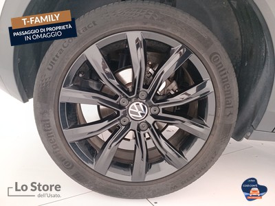 8 - Volkswagen T-Roc eschini auto