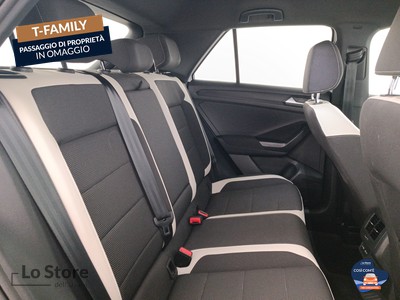 9 - Volkswagen T-Roc eschini auto