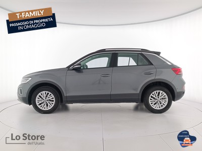 3 - Volkswagen T-Roc eschini auto