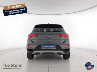 5 - Volkswagen T-Roc eschini auto
