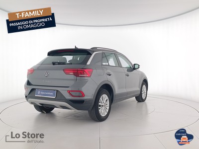 4 - Volkswagen T-Roc eschini auto