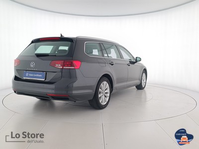 4 - Volkswagen Passat eschini auto