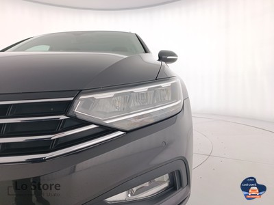 7 - Volkswagen Passat eschini auto