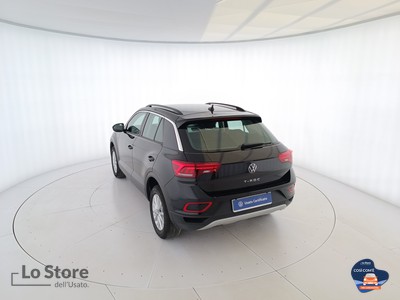 6 - Volkswagen T-Roc eschini auto