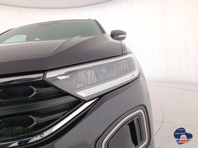 7 - Volkswagen T-Roc eschini auto