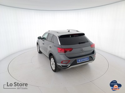 6 - Volkswagen T-Roc eschini auto