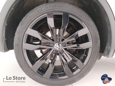 8 - Volkswagen Tiguan eschini auto