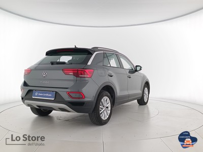 4 - Volkswagen T-Roc eschini auto