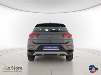 5 - Volkswagen T-Roc eschini auto