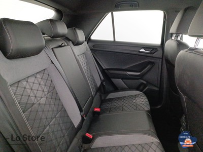 9 - Volkswagen T-Roc eschini auto
