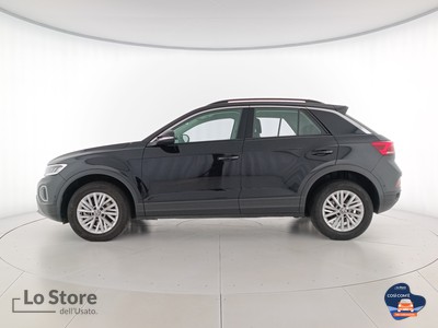 3 - Volkswagen T-Roc eschini auto