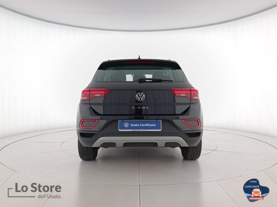 5 - Volkswagen T-Roc eschini auto