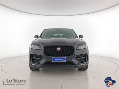 2 - Jaguar F-Pace eschini auto