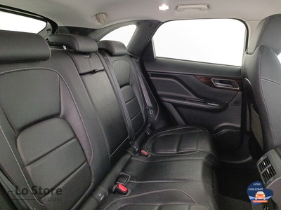 9 - Jaguar F-Pace eschini auto