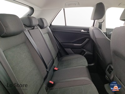 9 - Volkswagen T-Roc eschini auto