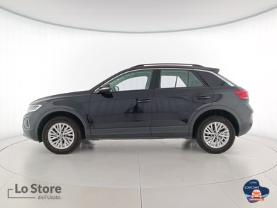 3 - Volkswagen T-Roc eschini auto