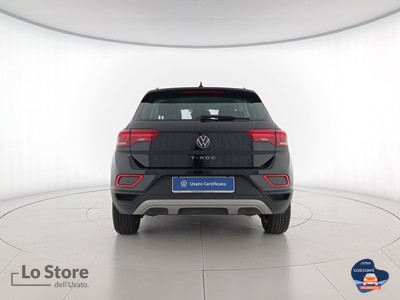5 - Volkswagen T-Roc eschini auto