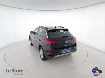 6 - Volkswagen T-Roc eschini auto