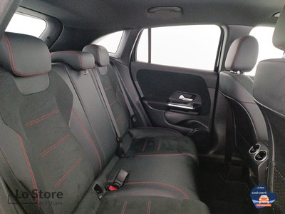 9 - Mercedes-Benz GLA eschini auto