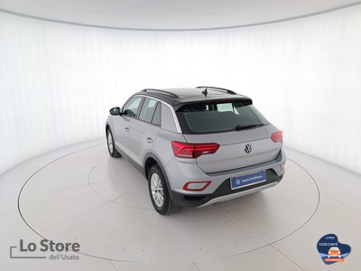 6 - Volkswagen T-Roc eschini auto