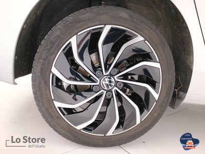 8 - Volkswagen Golf eschini auto