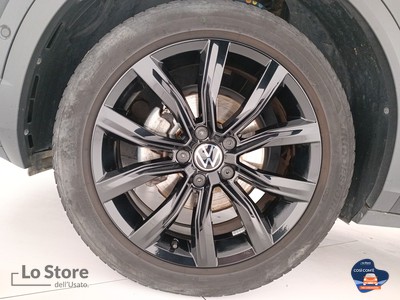 8 - Volkswagen T-Roc eschini auto