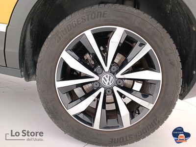 8 - Volkswagen T-Roc eschini auto