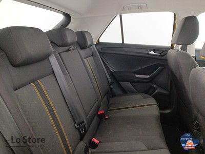 9 - Volkswagen T-Roc eschini auto