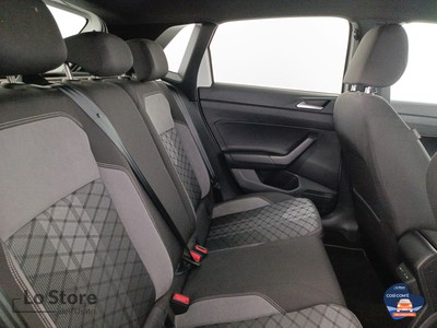 9 - Volkswagen Polo eschini auto