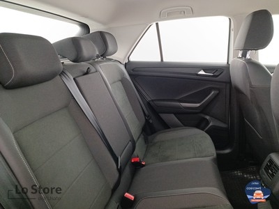 9 - Volkswagen T-Roc eschini auto