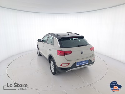 6 - Volkswagen T-Roc eschini auto