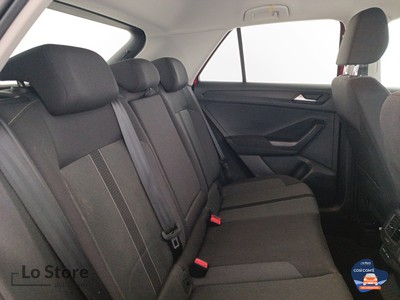 9 - Volkswagen T-Roc eschini auto