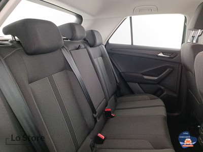 9 - Volkswagen T-Roc eschini auto
