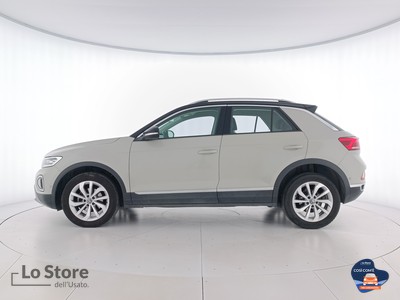 3 - Volkswagen T-Roc eschini auto