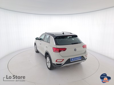 6 - Volkswagen T-Roc eschini auto