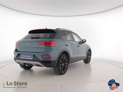 4 - Volkswagen T-Roc eschini auto