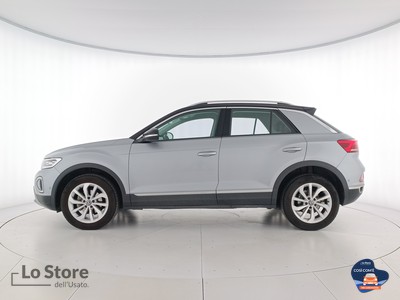 3 - Volkswagen T-Roc eschini auto