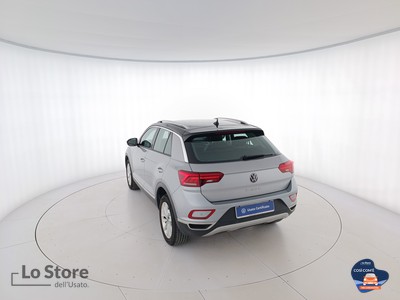 6 - Volkswagen T-Roc eschini auto