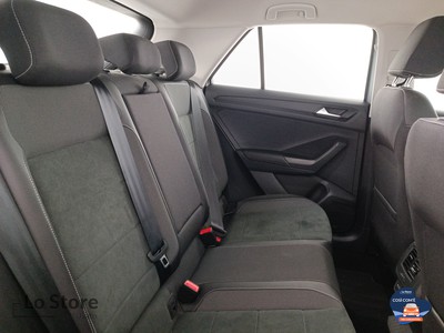 9 - Volkswagen T-Roc eschini auto