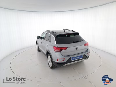 6 - Volkswagen T-Roc eschini auto