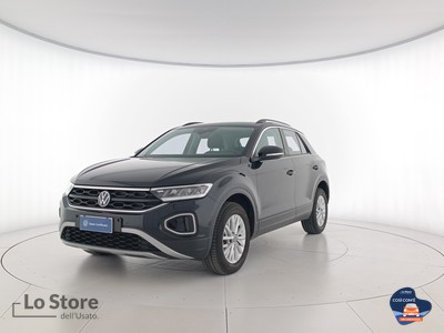 1 - Volkswagen T-Roc eschini auto