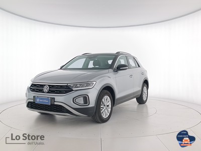1 - Volkswagen T-Roc eschini auto