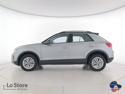 3 - Volkswagen T-Roc eschini auto